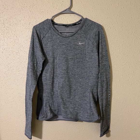 Nike Tops - Nike dri fit long sleeve